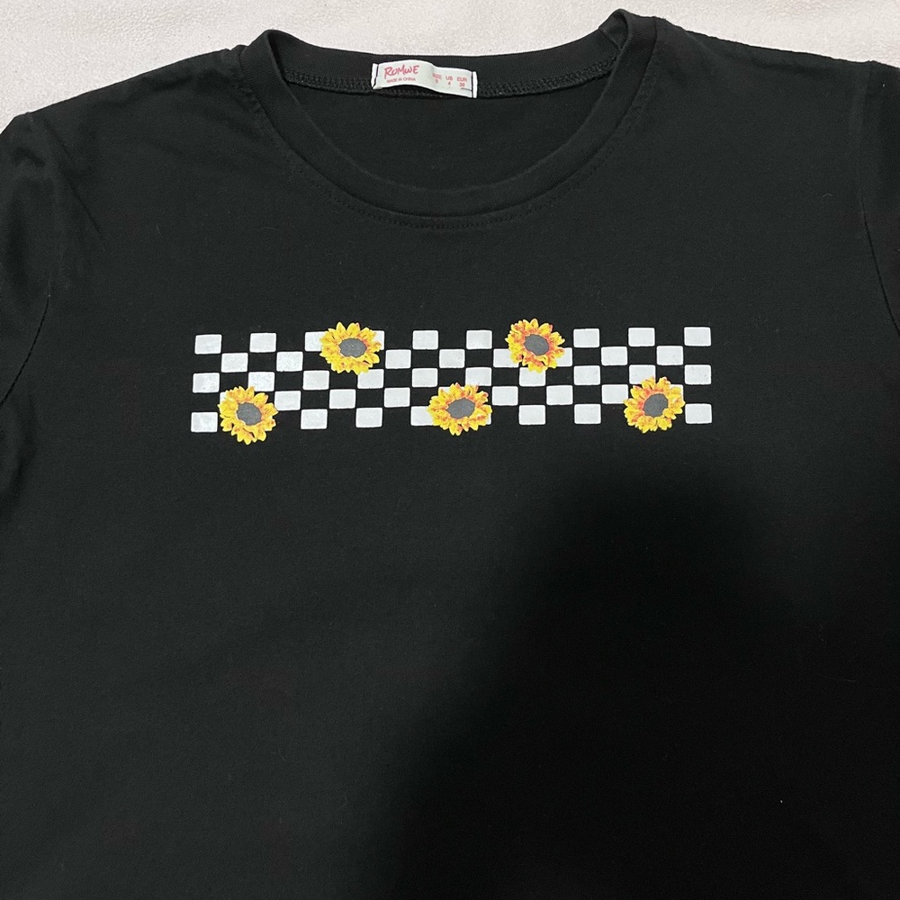 ROMWE T-SHIRT - Picture 4 of 4